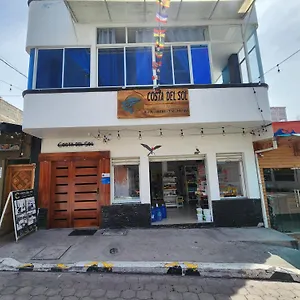 Mini-hôtel Costa Del Sol, Puerto Ayora (Galapagos Islands)